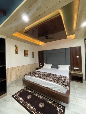 Anand residency Hotels in Barog