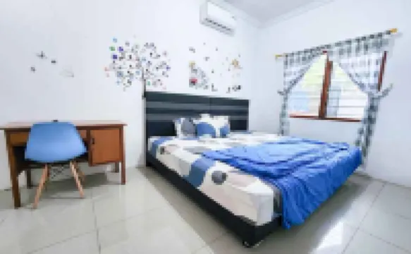 Homey Guesthouse Kertajaya (Syariah)