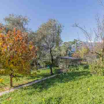 La Maison du Lac Hotel Exterior