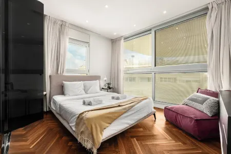 Rooftop Jacuzzi Seafront Penthouse by Sea N' Rent