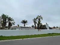 Zoe & Saint Hotels in Bloubergstrand