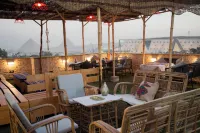 Farida Pyramids Boutique Hotel
