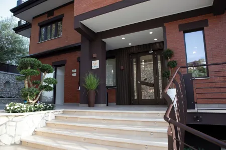 Lual Bleisure Hotel Отели в г. Бовилле-Эрника