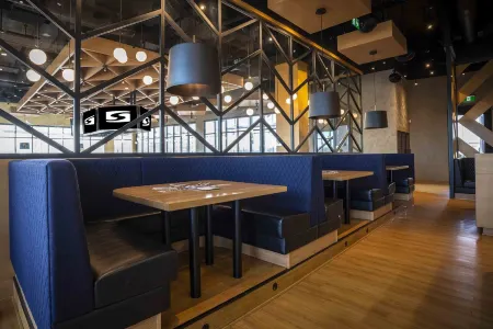 Sandman Hotel Hamilton Отели рядом с достопримечательностью «Заповедник Фифти Пойнт»