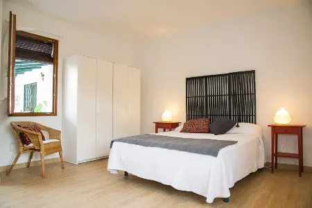 Masía Aitona Отели в г. Лусена-дель-Сид