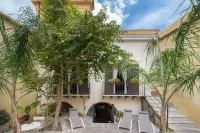 Casa D Arte Ugdulena with Terrace and Pool