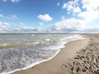 House m.WLan, Sky, near the beach, renovated, dogs welcome, fully fenced Hotels in Damp