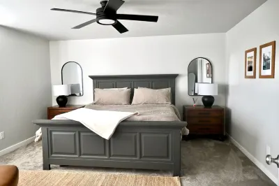 Ultimate Sports & Relaxation Retreat – Private Courts & Large Yard Hotels near Lane Bryant