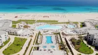 Cleopatra Sidi Heneish Hotels near Rommel Lagoon Beach