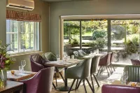 The Jolly Sportsman Hotels in Burgess Hill