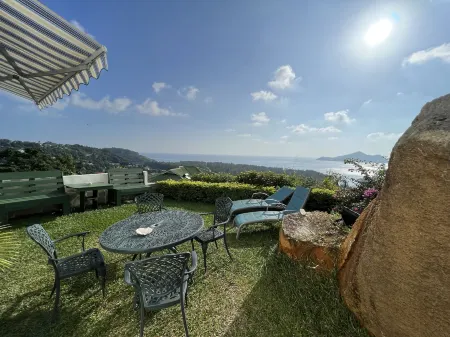 Creole Pearl Self-Catering Отели в г. Гласи