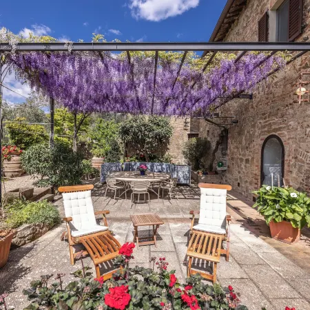 Monticchiello Apartment in the Historical Village with Garden Pienza, Siena