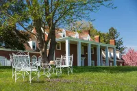 The Inn at Tacaro Estate Hotels in Shady Side