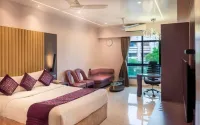 Hotel Royal Palace Hotels in Jalgaon