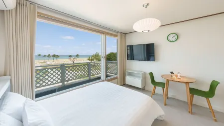 Yangyang Sunrise Sea Pension Отели рядом с Международный аэропорт Янъян