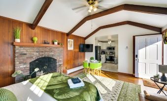 1 Mi to Downtown Salem: Studio w/ Fire Pit Access
