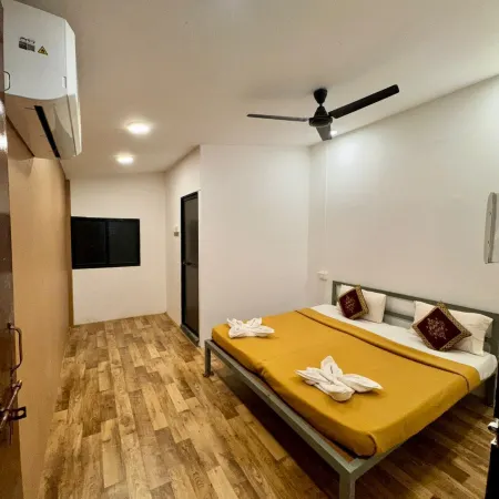 Lost Paradise A Social Hostel