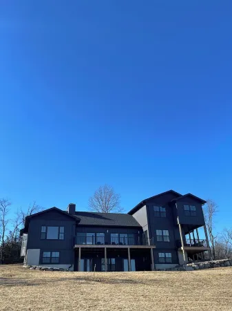 Stunning 10-Acre Luxury Retreat Breathtaking Views – 4Br, 4BA Near NYC & Warwick
