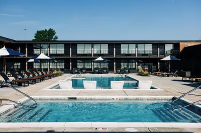The Trail Hotel Hotel dekat My Old Kentucky Home State Park