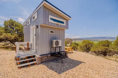 Hilltop Tiny Home (Panguitch Utah) Các khách sạn gần Riverside Campground