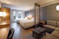 Hyatt Place Portland Downtown - Old Port Square فنادق في بورتلاند