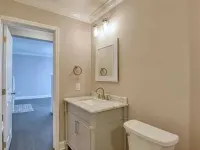 Historic 2-bedroom house with WiFi and AC in downtown Lenoir City