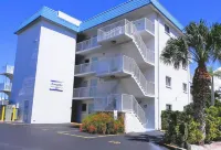 Waterside #28 1 Bedroom, FREE Parking, Beaches, WIFI, Family Friendly, Top Floor