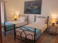 LUXURY VILLA WITH PRIVATE POOL ON BEAUTIFUL AND ACCESSIBLE LUSTICA PENINSULA Hotel a Milovici