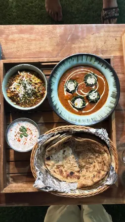 Humming Bird - A Luxury Stay