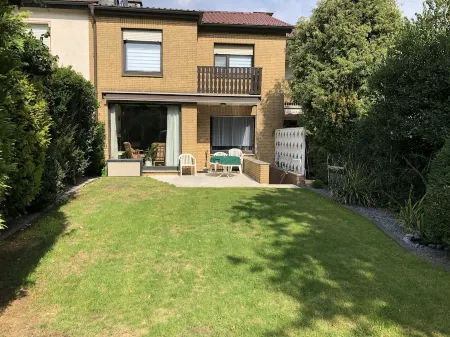 Quietly located vacation home with 3 bedrooms for 6 people in Haltern am See Отели в г. Хальтерн-ам-Зе