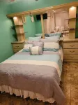Acogedora casa de 2, recámaras con WiFi, aire y estacionamiento  en Cd. Juárez