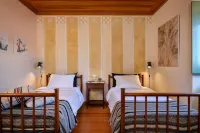 Pedra & Cal, a spacious 200 year old village house -  case vacanza in affitto