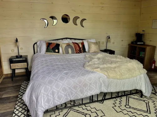 A-Deck With a View. A unique lakeside home on Smith Lake