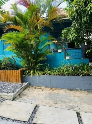 Colorful and Peaceful 2 Bedrooms Residential Home Hoteles en 