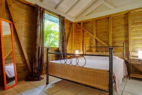 Bungalow Canelle Plage Gros Sable à Sainte Anne Hotels in Saint-Francois