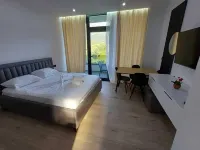 Vila Donald Hotels in Piqeras