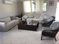 5 suites, swimming pool, air conditioning in all rooms in Paraiso dos Lagos,