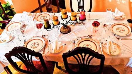 12 Guests Included in Price!  Includes: Ocean View, Pool & Other Amenities