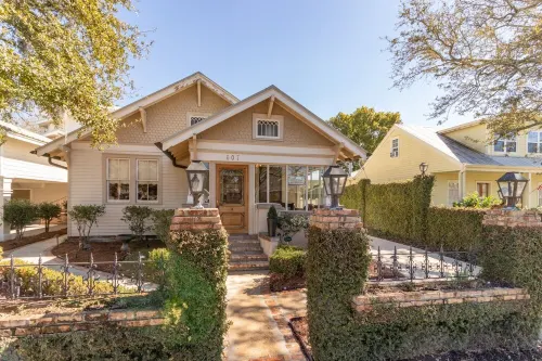 Coquille Cottage located in Historic Madisonville