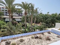Studio Parque Santiago 3 directly on the beach + sea, terrace, heated pool, wifi