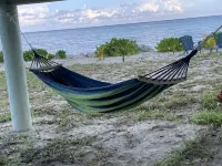 PRIVATE OCEANFRONT BEACH BUNGALOW! SNORKELING REEFS PADDLEBOARDING!