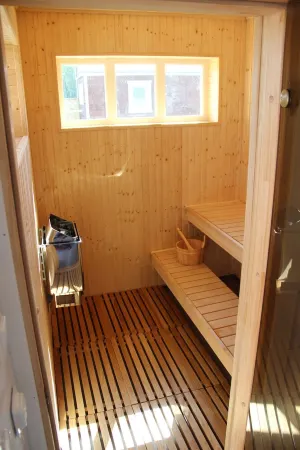 Large high standard holiday house, sauna, outdoor pool, boat