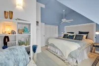 Cozy waterfront cottage