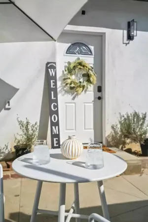 Adorable studio close to DTLA Отели рядом с достопримечательностью «Keck School of Medicine of USC Physician Assistant Program»