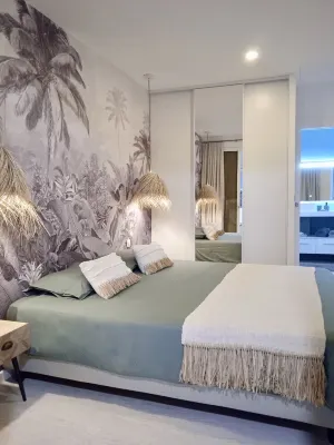 Independent 1BR Apartment, 5 min walk to the beach, restaurants and shops 타히티 석호 천국 주변 호텔