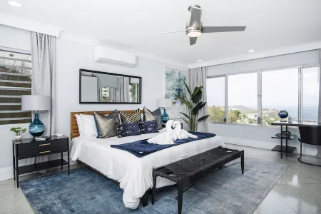 3 Villas,One Price/ Sleeps 16/ Steam Room/Private Pool/Close to everything Gated