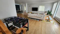 BEACH HOUSE, FIVE Minutes walk to the beach,  Very Spacious