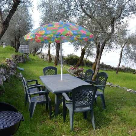 cottage in the countryside in a quiet village for a relaxing holiday