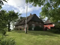 Beautiful thatched cottage on the German-Danish border near Sylt - 4-Star