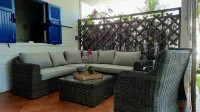 Close to the lagoon, villa alamandas